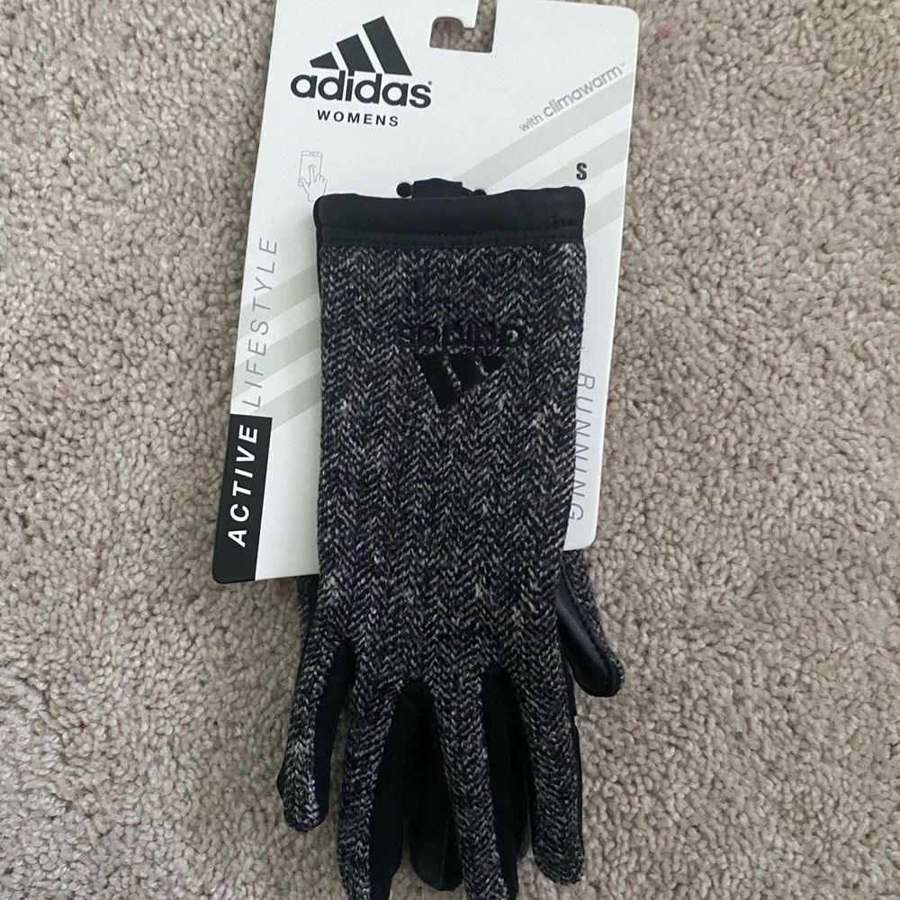 Adidas running gloves